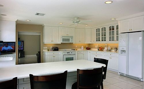 4th image of 3130 NE 57th St