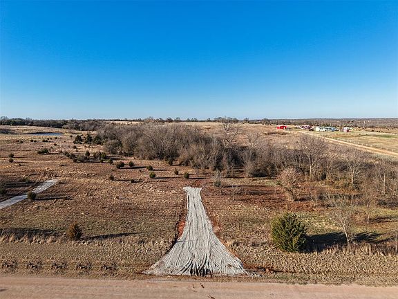 3rd image of 2 Yord Rd