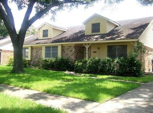 118 Viceroy Dr, Houston, TX 77034