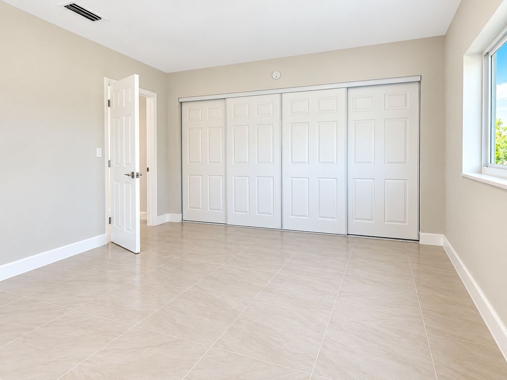 1017 SE 22nd Ave APT 201, photo 8