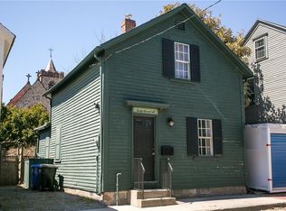 40 2nd St, Newport, RI 02840