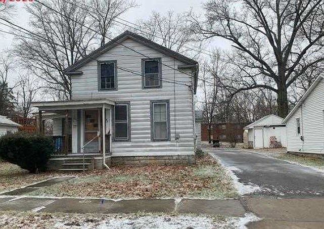 2nd image of 60 N Park St