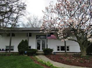 25154 S Sangamon St, Crete, IL 60417