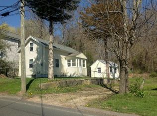 44 Windham Ave, Colchester, CT 06415