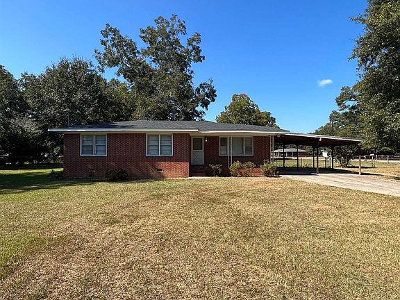 3rd image of 1303 Beverdine Dr