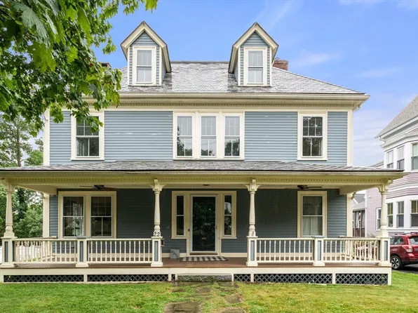 22 Hillside Ave, Melrose, MA 02176