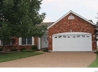7147 Curtis Dr, Dardenne Prairie, MO 63368