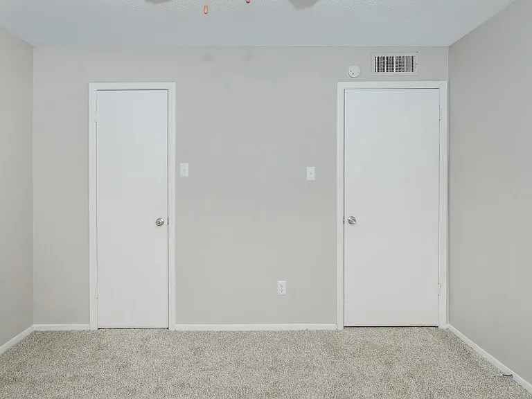 12148 Jollyville Rd — Photo 77