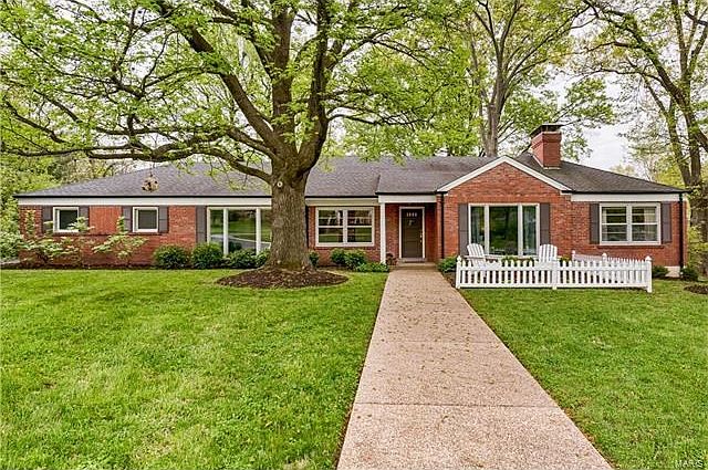 Welcome to 1088 McKnight Orchard!