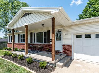 1203 Perry Ln, Fulton, MO 65251