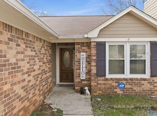 102 Oxford Dr, Meridianville, AL 35759