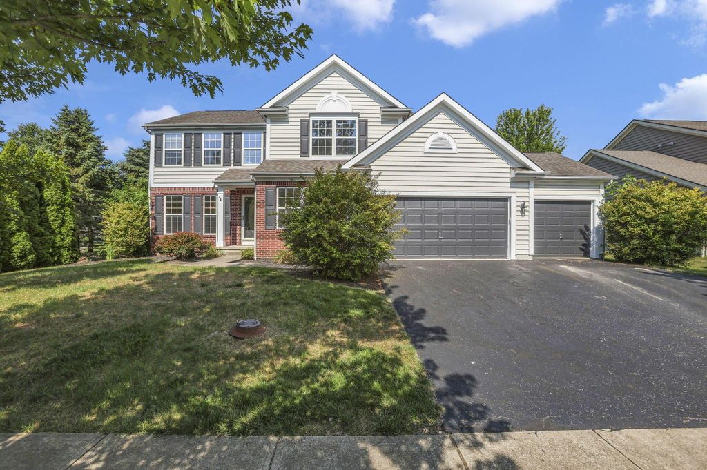 Real estate listing image
