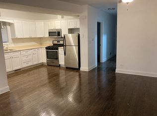 3331 W Carroll Ave #1, Chicago, IL 60624