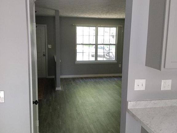 5th image of 18660 Winding Creek Pl