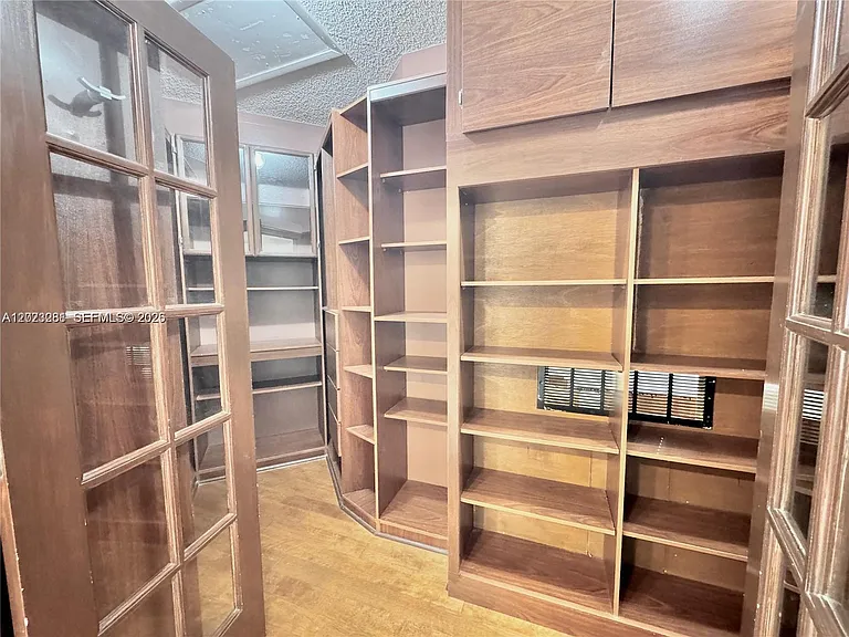 16320 Malibu Dr #10 — Photo 11