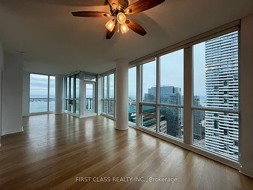 33 Bay St #4112 Photo 1