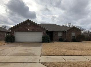 35 Ruby June St, Vilonia, AR 72173