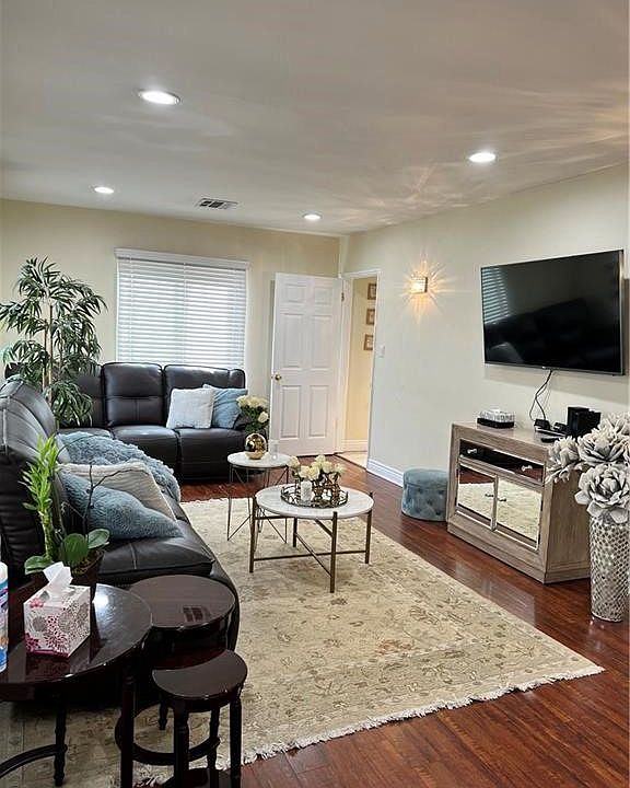 1st image of 6443 Agnes Ave #6443