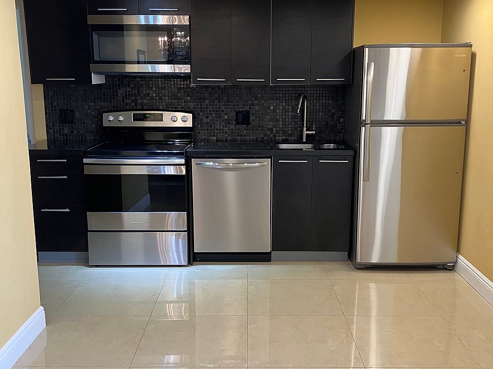 1st image of 501 Three Islands Blvd APT 419