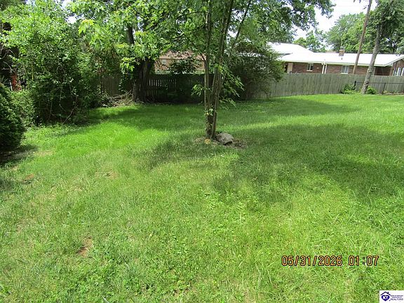 5th image of 1105 Sherwood Dr