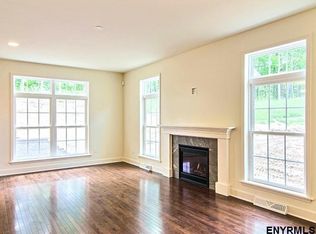 30 Hillman Loop, Round Lake, NY 12151