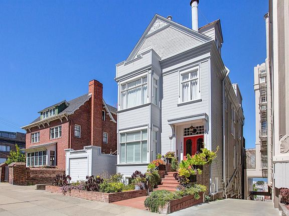 2nd image of 2186 Vallejo St APT 4