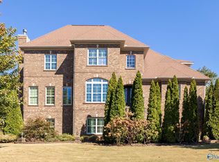 146 Forest Ridge Dr, Huntsville, AL 35806