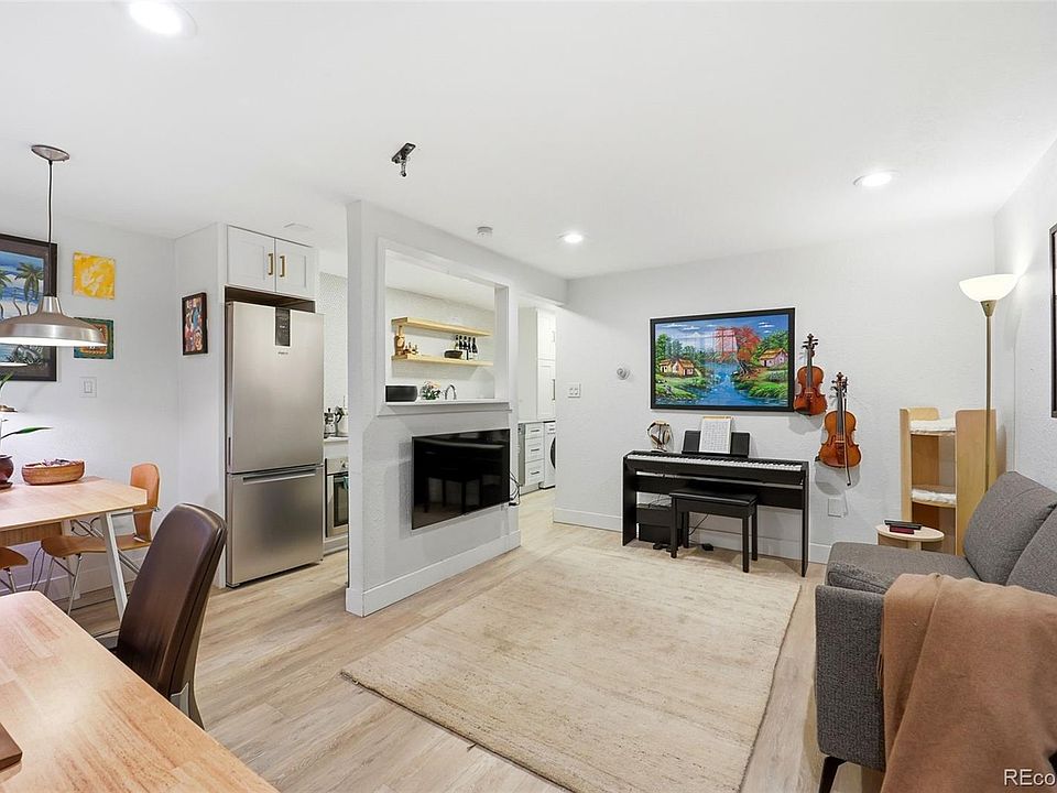 1st image of 148 S Emerson Street #104