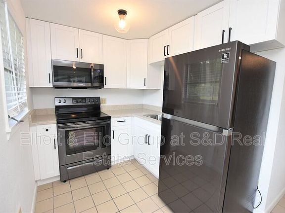 3rd image of 312 1/2 Cannon St