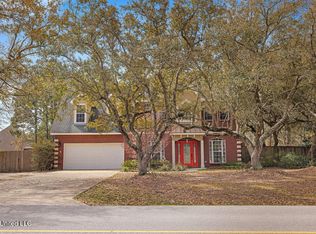 1516 Shelby Ln, Ocean Springs, MS 39564