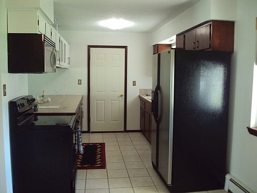 4th image of 8455 Grenway Dr