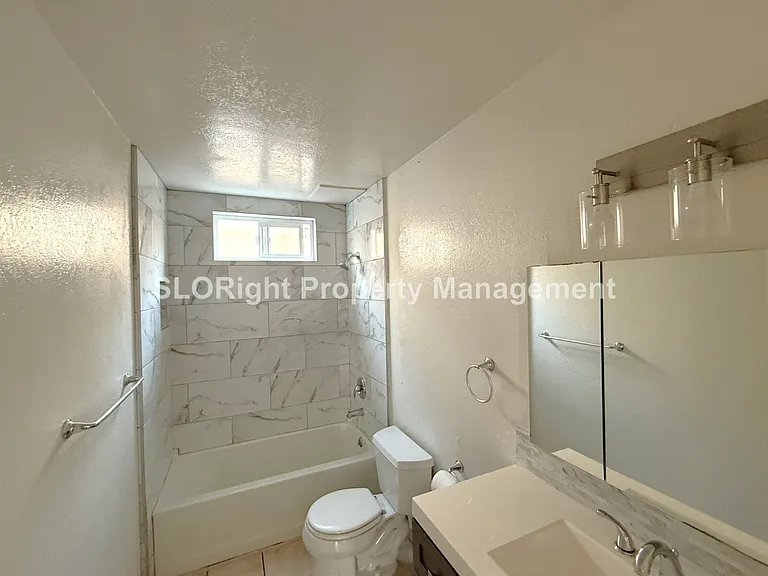 243 N 7th St #1 — Photo 9