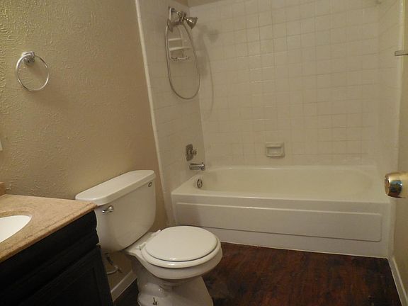 5th image of 1405 Bob White Dr