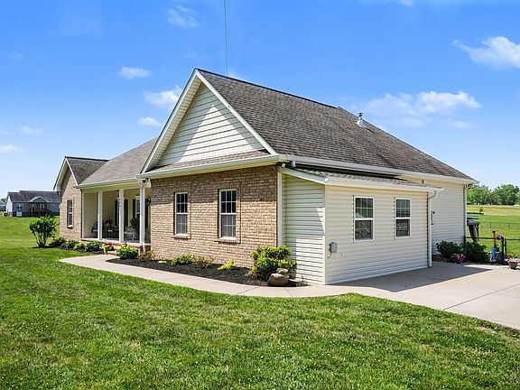 2nd image of 948 Goslin Branch Rd