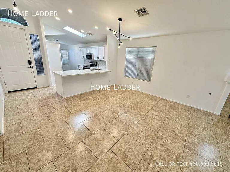 10518 E Star Of The Desert Dr — Photo 7