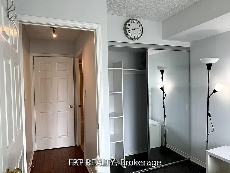 51 Baffin Ct #301 — Photo 7