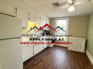 136 Matteson St FLOOR 2, Dyer, IN 46311