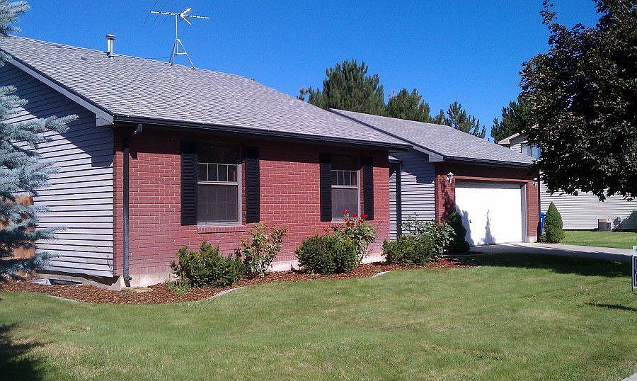 2nd image of 1025 Centennial Dr