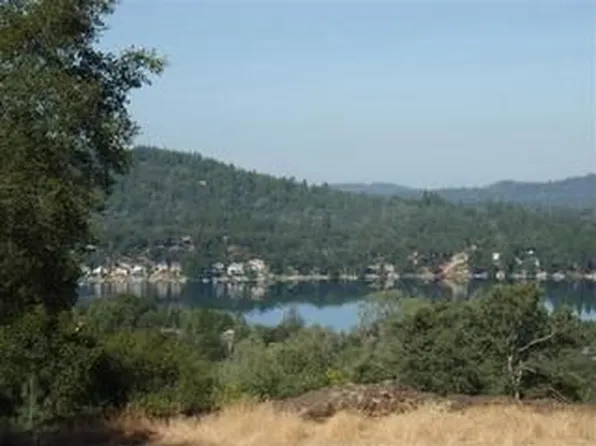 23063 Darkhorse Dr, Auburn, CA 95602