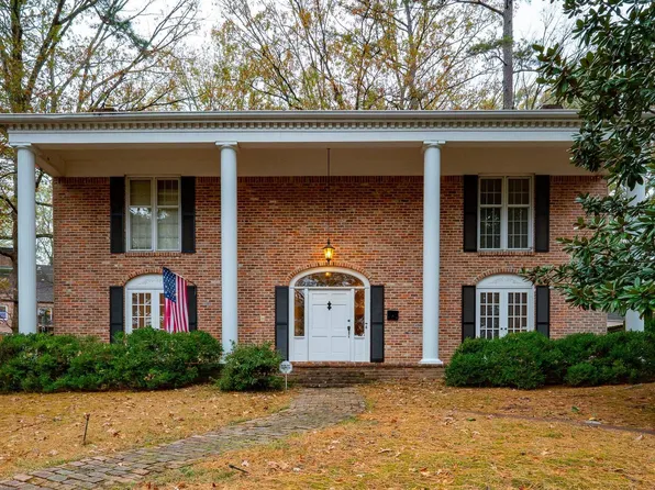 3118 Foxcroft Rd, Little Rock, AR 72227