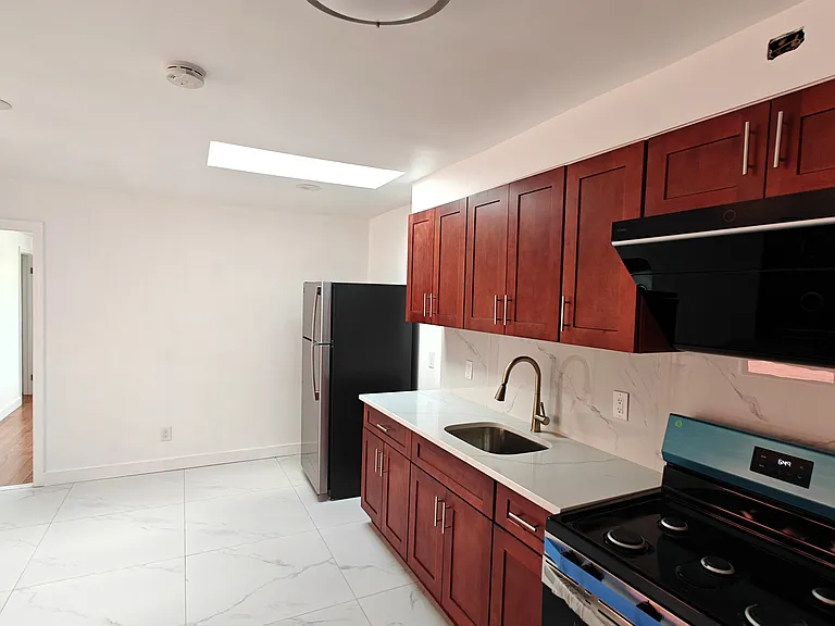 14715 Elm Ave #2 — Photo 3
