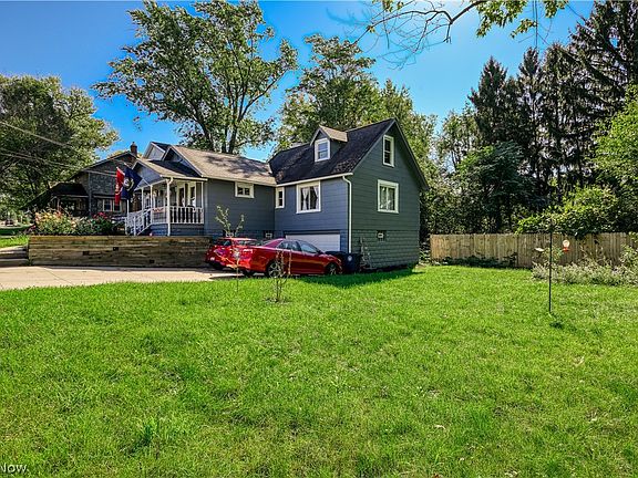 5th image of 2266 Windemere Ave