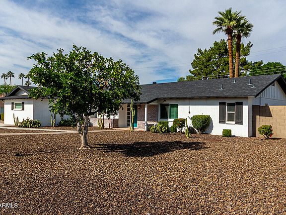 2nd image of 3444 E CAMELBACK Road