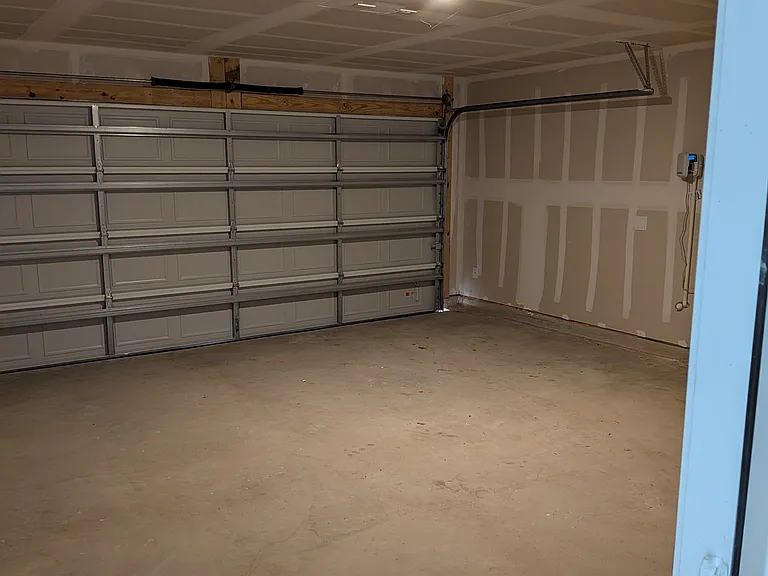 3180 Dispatch Dr — Photo 5