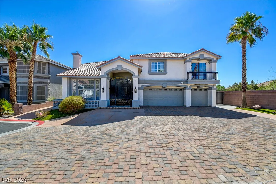 5 bed, 4.5 bath, 5160 sqft, $6,995 — Photo 3