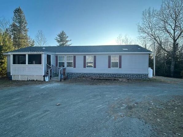 187 Boynton Street, Bradley, ME 04411