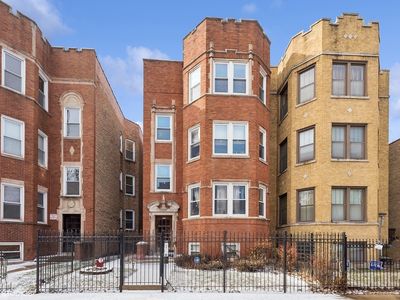 6314 N Bell Ave APT 3, Chicago, IL, 60659
