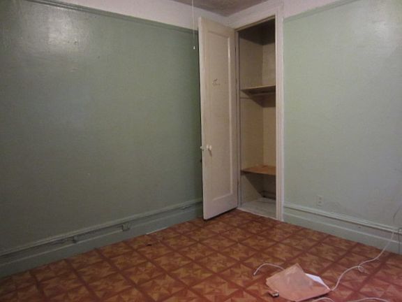 2nd image of 540 Manhattan Ave APT 5E