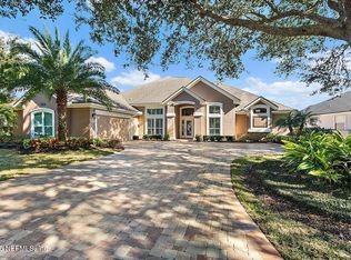 3825 Michaels Landing Cir E, Jacksonville, FL 32224