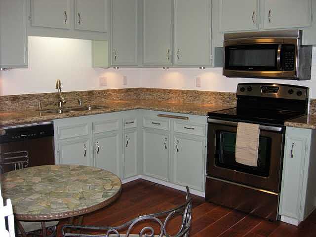 1st image of 280 Roanoke Rd #1